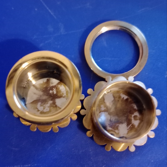 SPARKLING GOLD GALAXY INLAY SCREW BACK TUNNELS - Picture 5 of 6